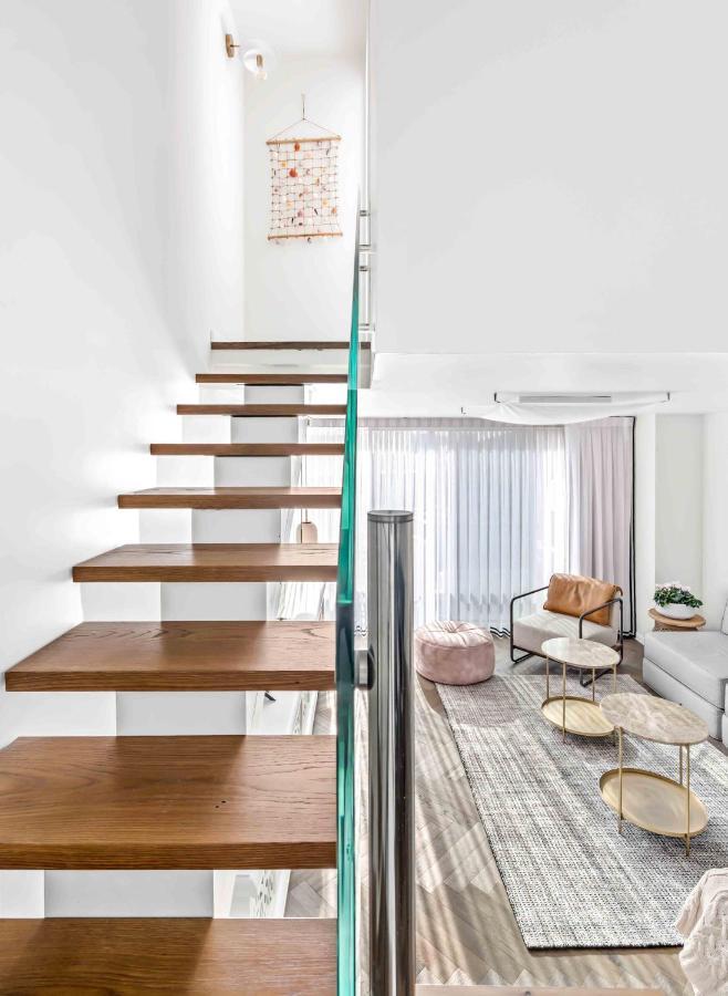 Apartment Elegant Duplex With Parking By Beachfront *